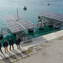 unidades solares flotantes de SolarinBlue en el Mediterráneo